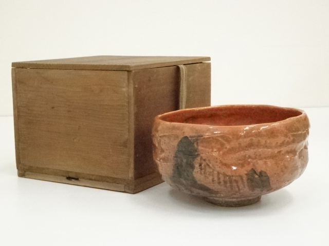 作家物　夫婦岩絵茶碗（保護箱）
